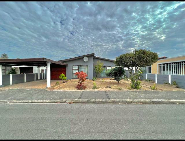 4 BEDROOM HOUSE FOR SALE IN GLENLILLY